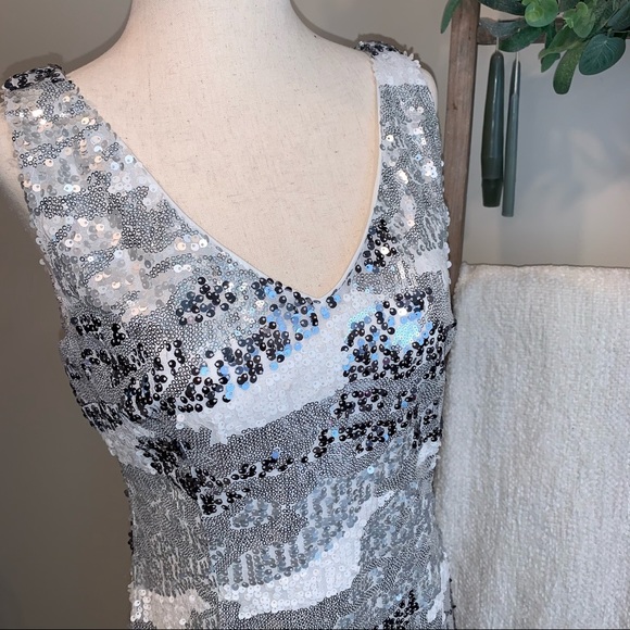 💍 Studio One Beaded Cocktail Midi Dress - Picture 3 of 10